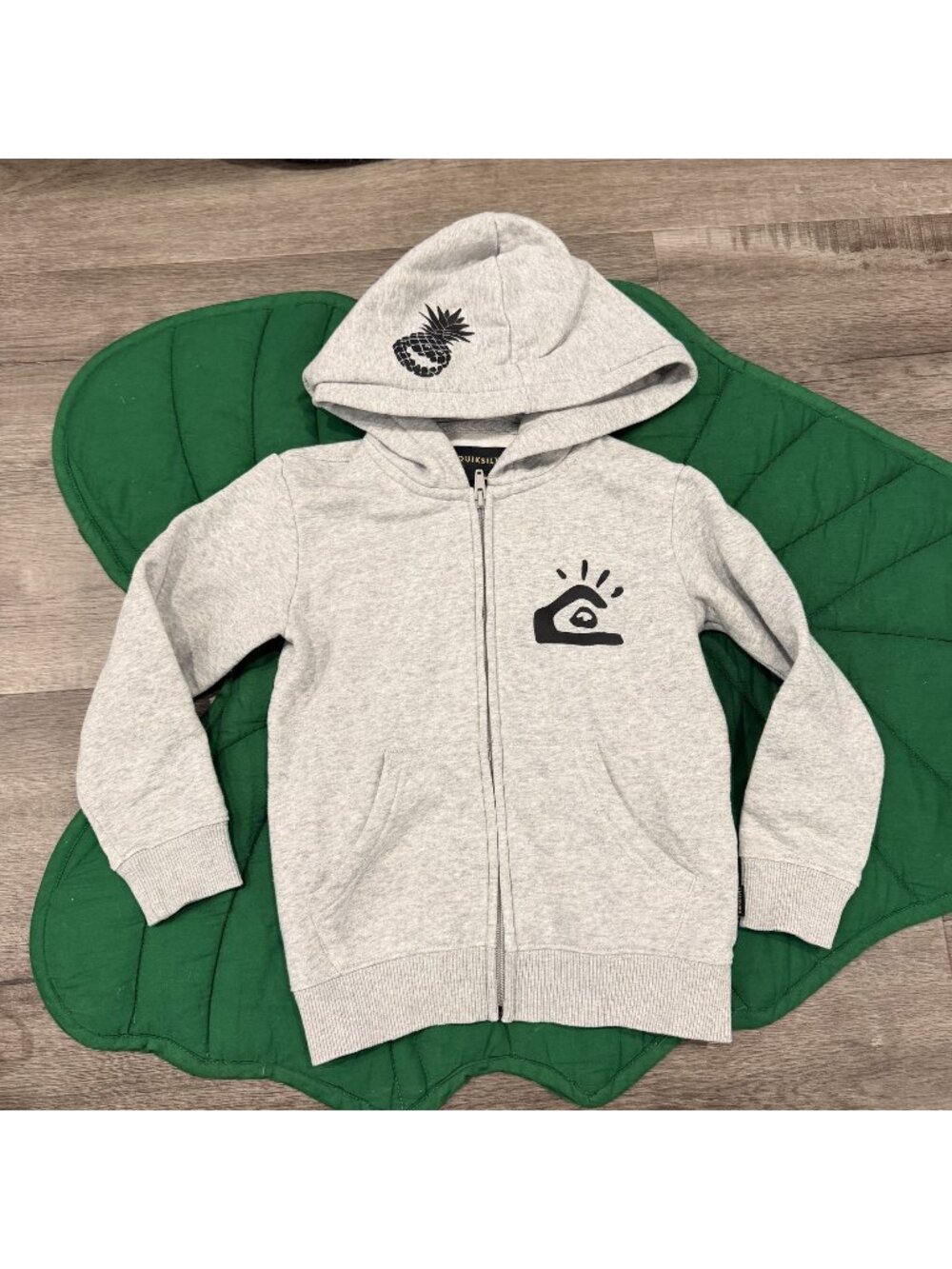 Quiksilver Boys 5 Gray Graphic Full Zip Sweatshirt Hoodie Pineapple